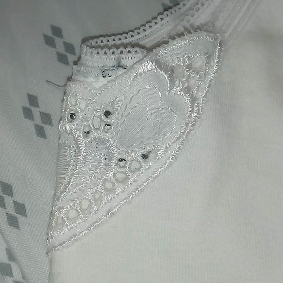 Lot of 3 Girls' Crop Bralettes size 10/12 - Picture 3 of 4